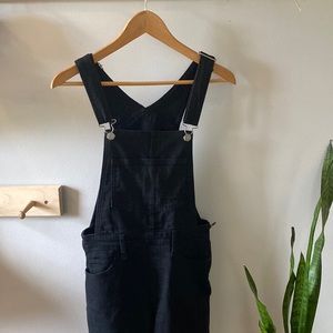 Levi Black Skinny Jean Soft Black overalls